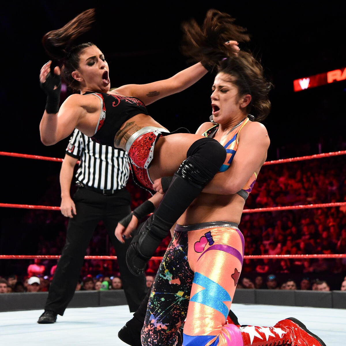 Bayley gets payback against Sasha Banks: photos | WWE