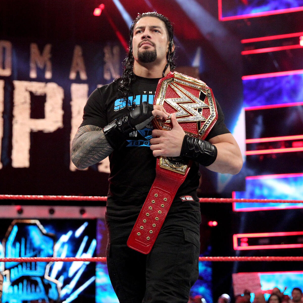 wwe raw roman