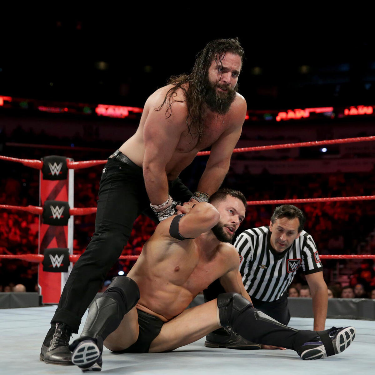 Finn Bálor vs. Elias: photos | WWE