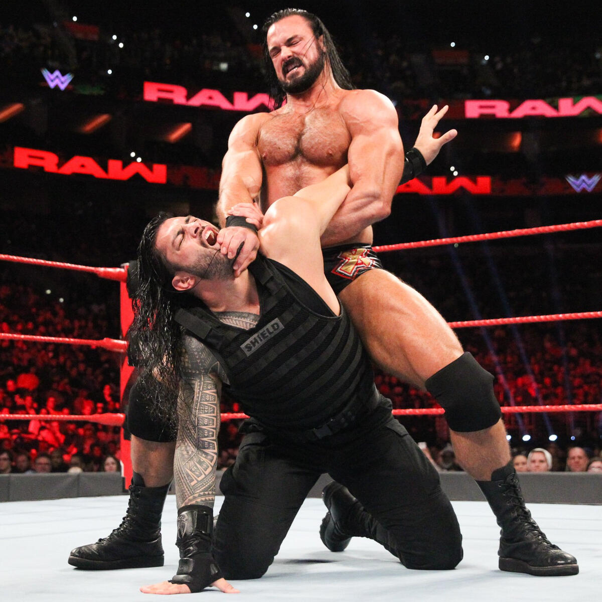 The Shield vs. Braun Strowman, Drew McIntyre & Dolph Ziggler: photos | WWE