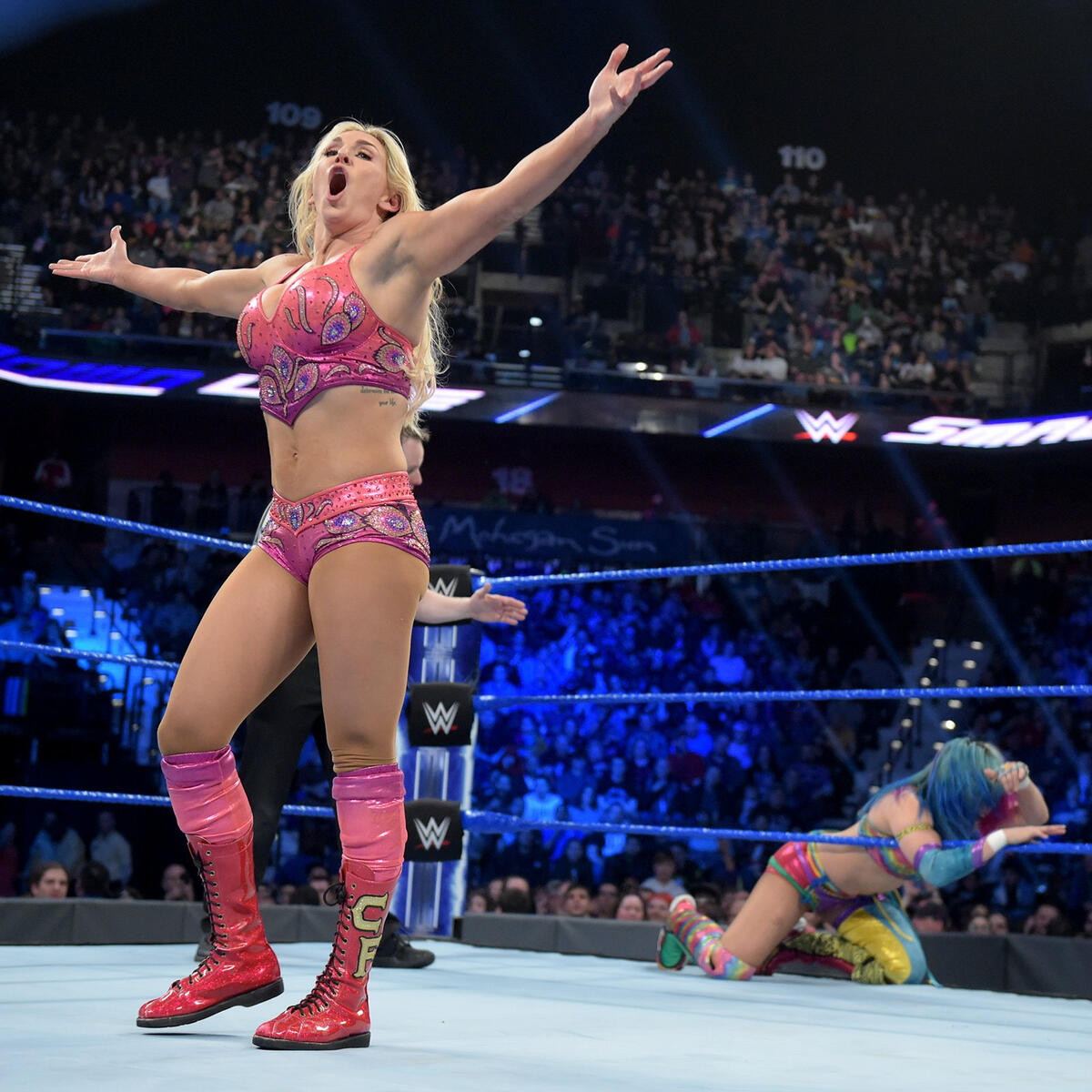 Charlotte Flair Vs Asuka Smackdown Womens Championship Match Photos Wwe 2367