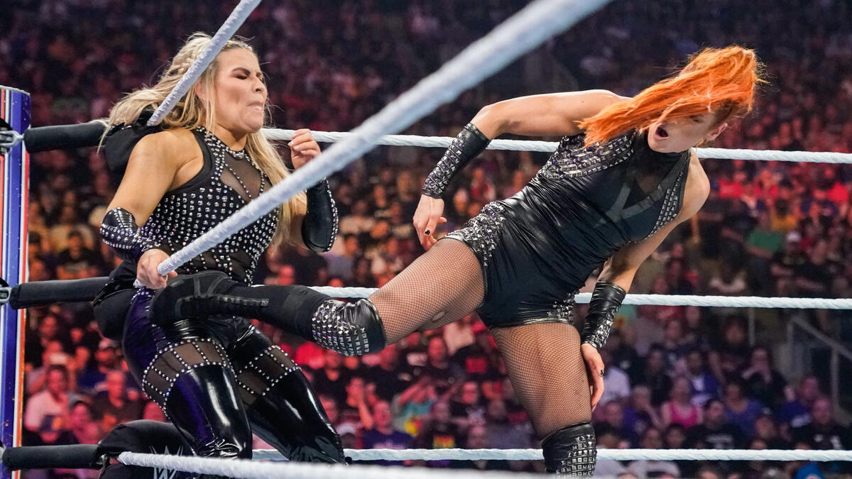 Best of Becky Lynch vs Natalya on Raw for the NXT women's title :  r/BeckyLynchDomination