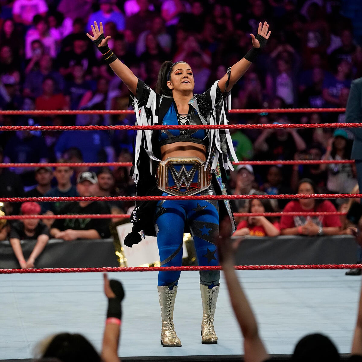 Bayley vs. Nikki Cross: photos | WWE