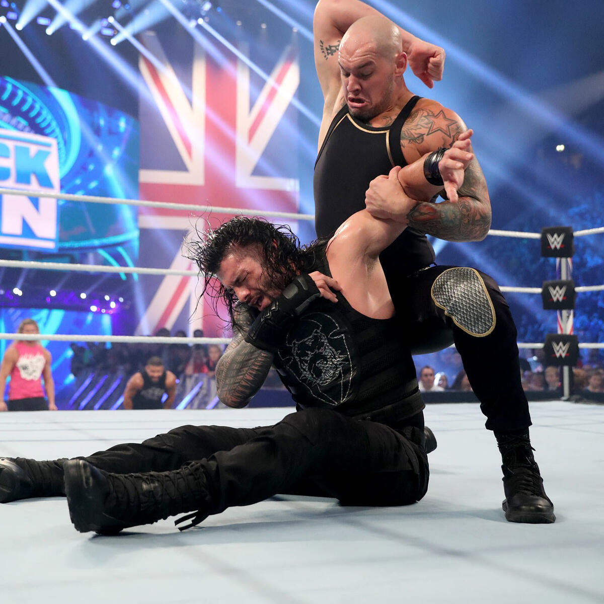 Roman Reigns vs. King Corbin: photos | WWE