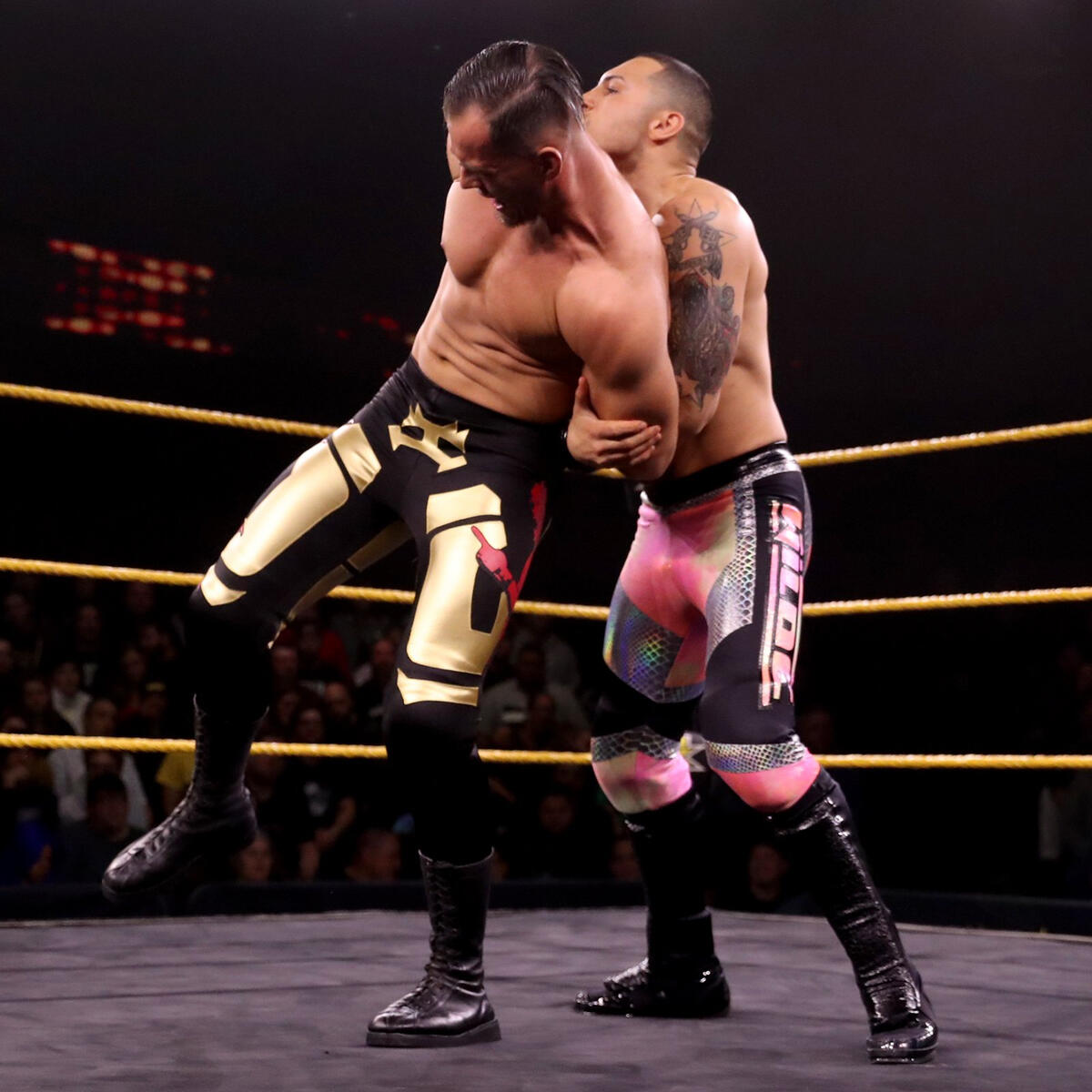 Austin Theory vs. Joaquin Wilde: photos | WWE