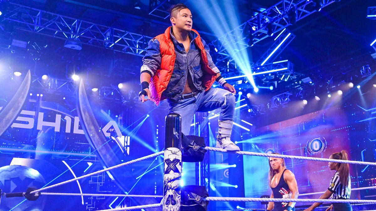 Kushida vs. Pete Dunne: photos | WWE