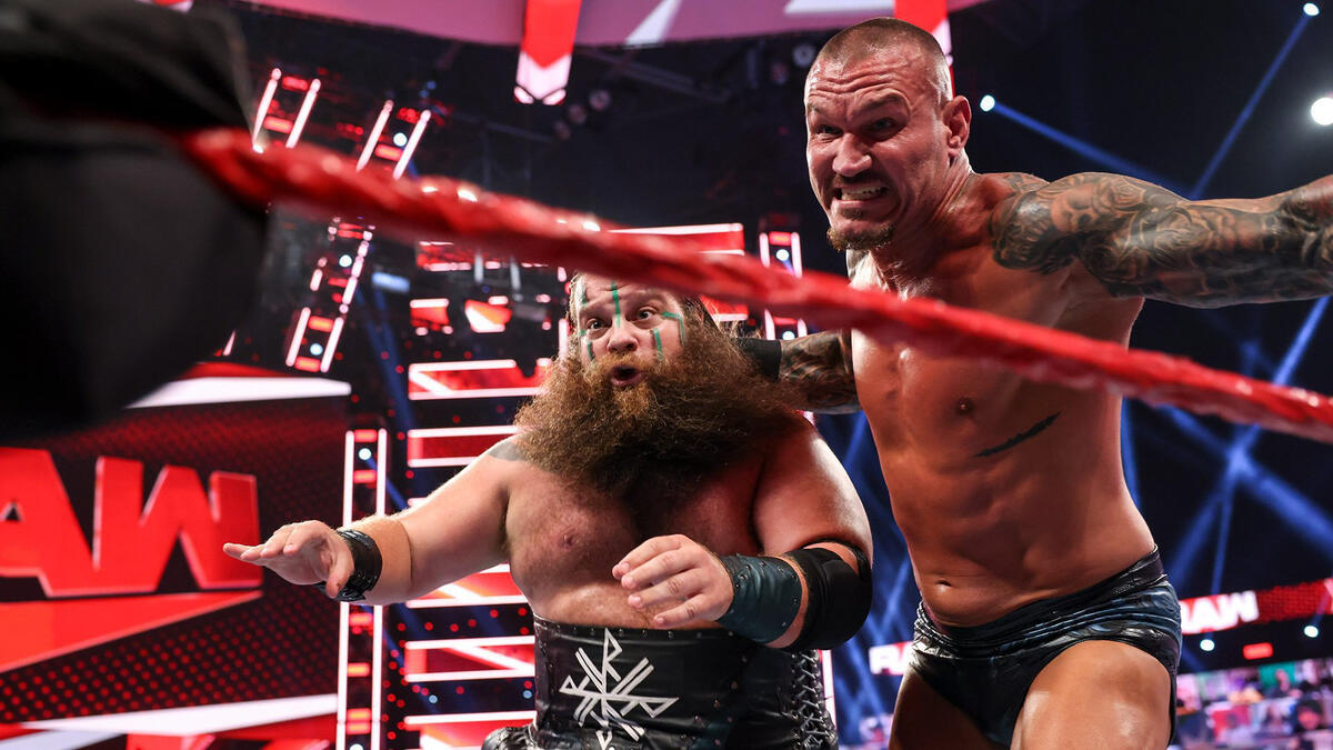 The Must See Images Of Raw June 7 21 Photos Wwe