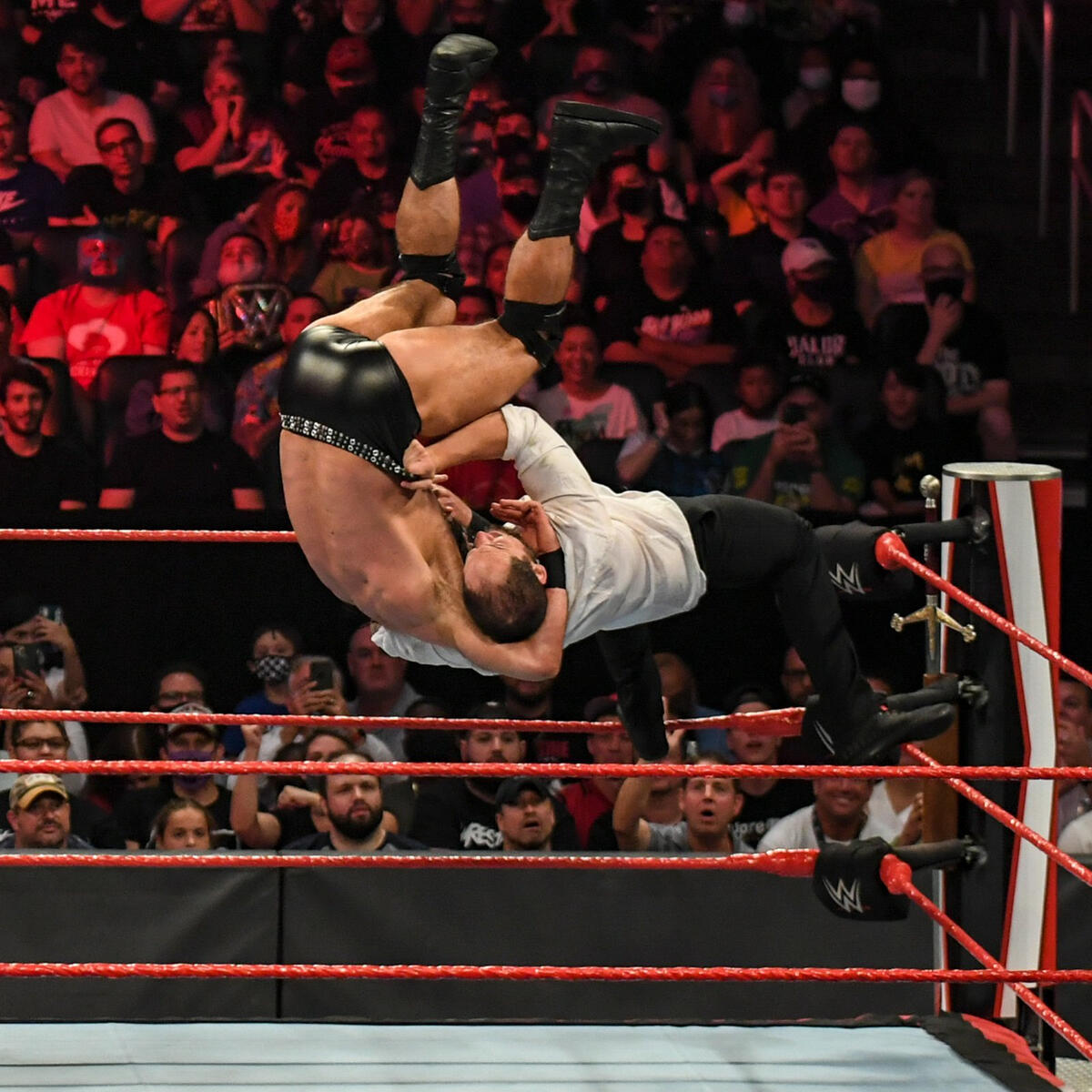 The amazing images of Raw, Aug. 9, 2021: photos | WWE