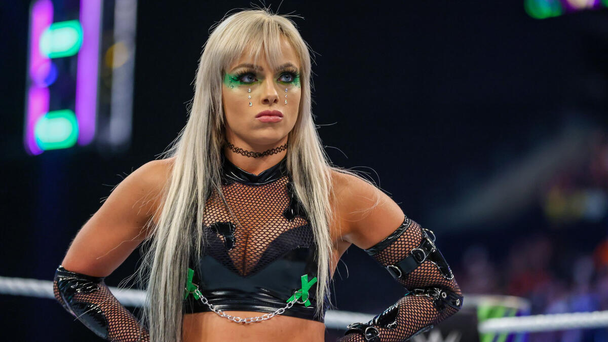 Liv Morgan vs. Carmella: photos | WWE