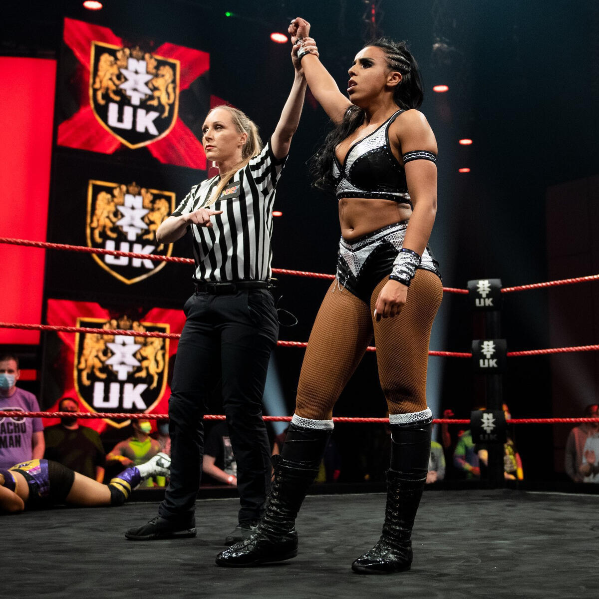 WWE NXT UK 28 DE OCTUBRE DE 2021