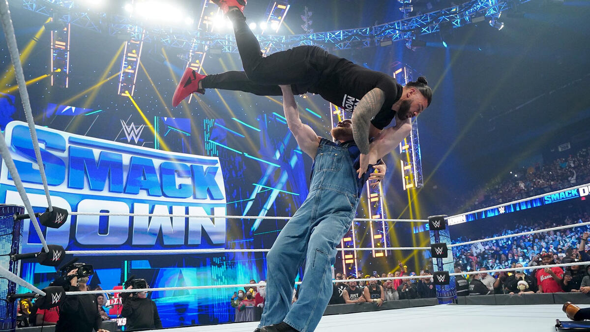 WWE Smackdown: Roman Reigns Fires Paul Heyman; Brock Lesnar Attacks 3