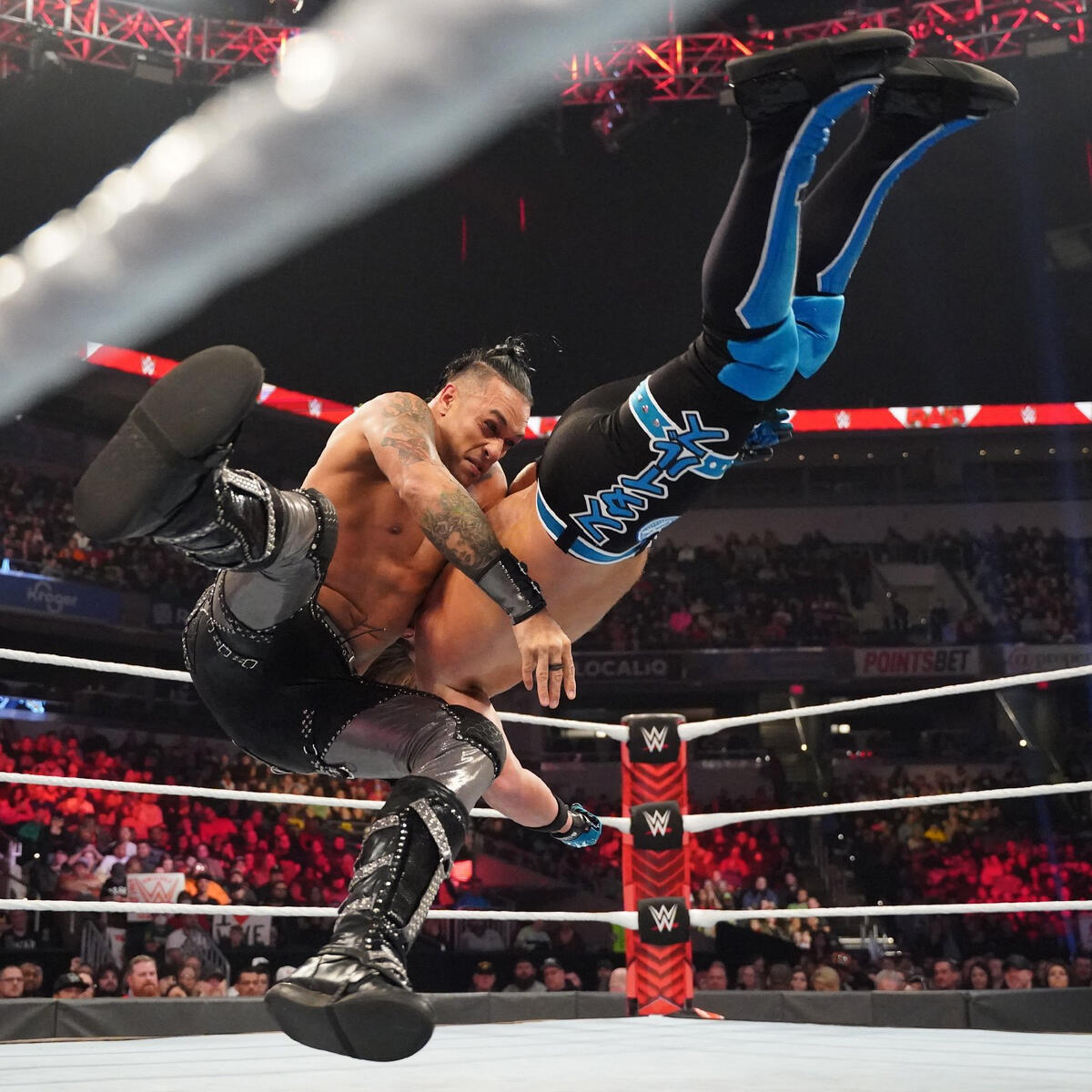 WWE MONDAY NIGHT RAW 14 de Febrero del 2022