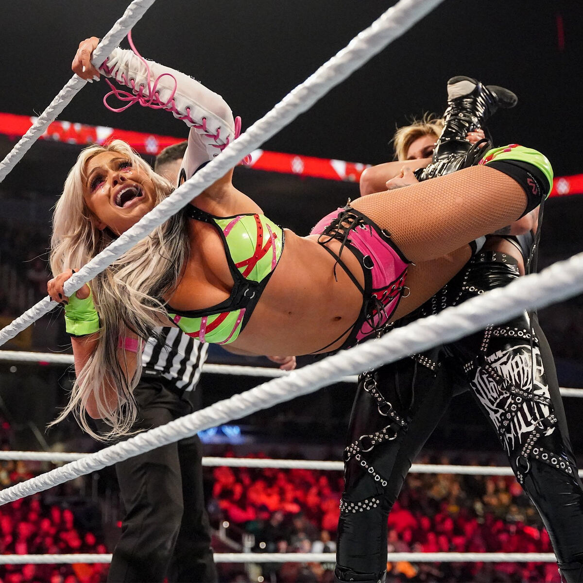 WWE Raw: Liv Morgan Reveals Moment She Felt Crowd Started Her Supporting 2
