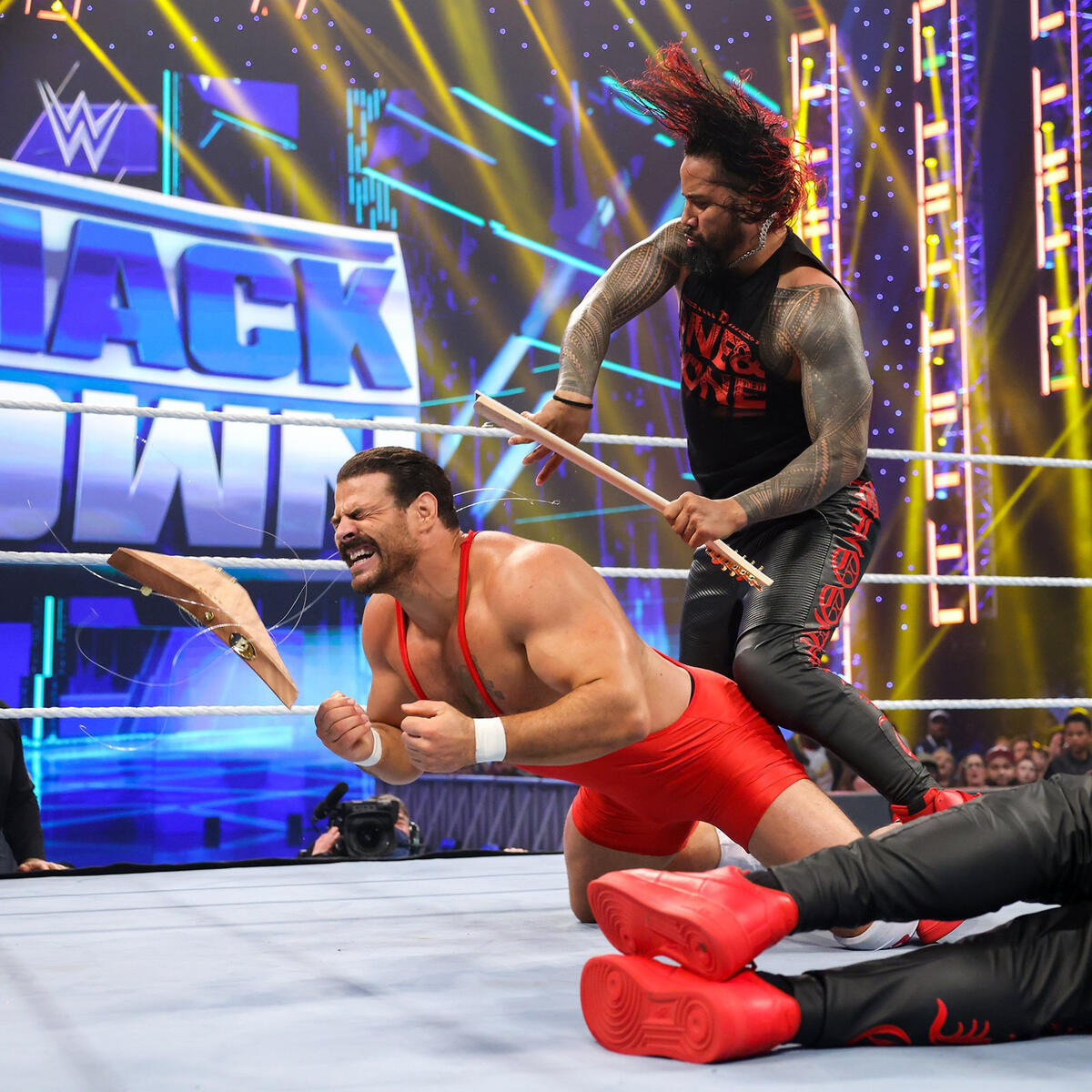 WWE SMACKDOWN 11 DE Marzo del 2022