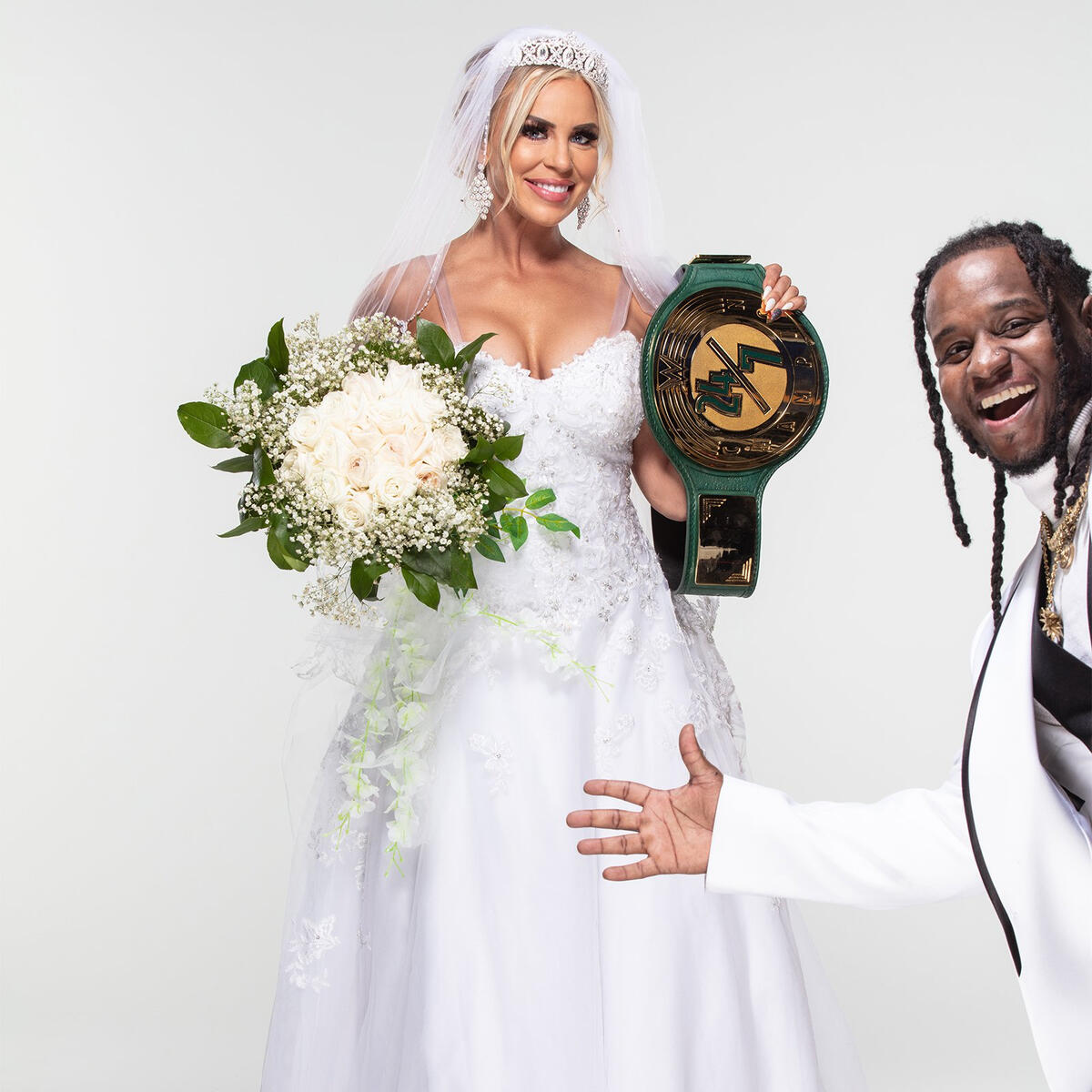 WWE Raw Review: Love for 24/7 Title 'double commitment ceremony