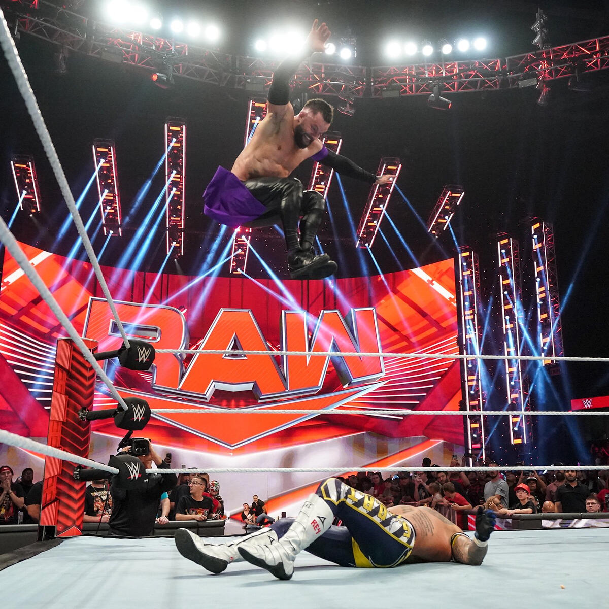 WWE MONDAY NIGHT RAW 08 de Agosto del 2022
