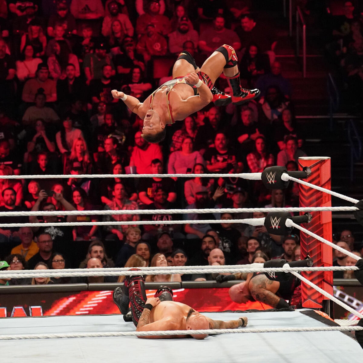 WWE MONDAY NIGHT RAW 17 de Octubre del 2022