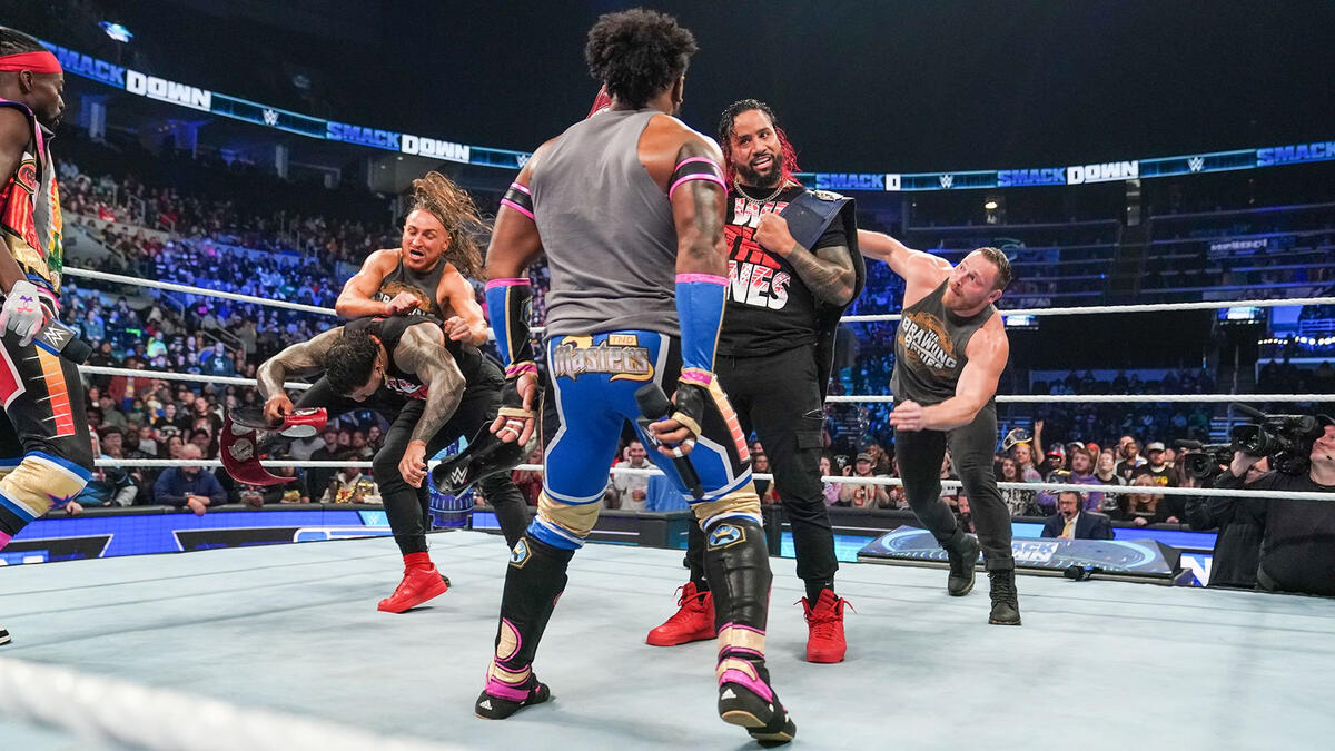 WWE Smackdown: Top Teams Booked For Major Title Match On November 11 2