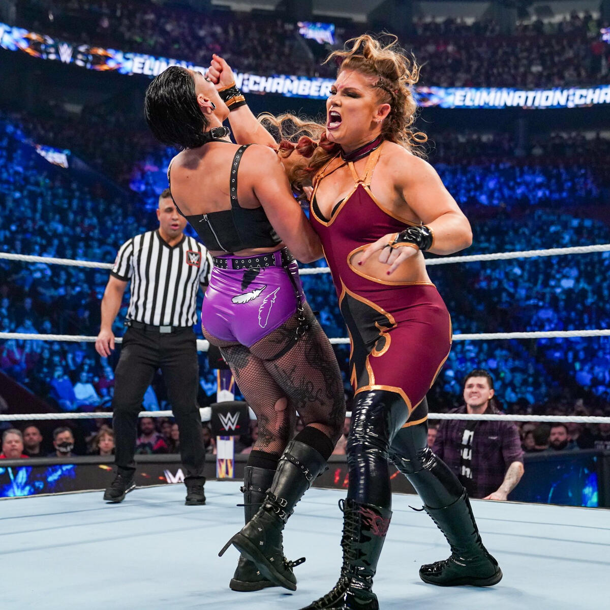 Edge & Beth Phoenix vs. Finn Bálor & Rhea Ripley: photos | WWE