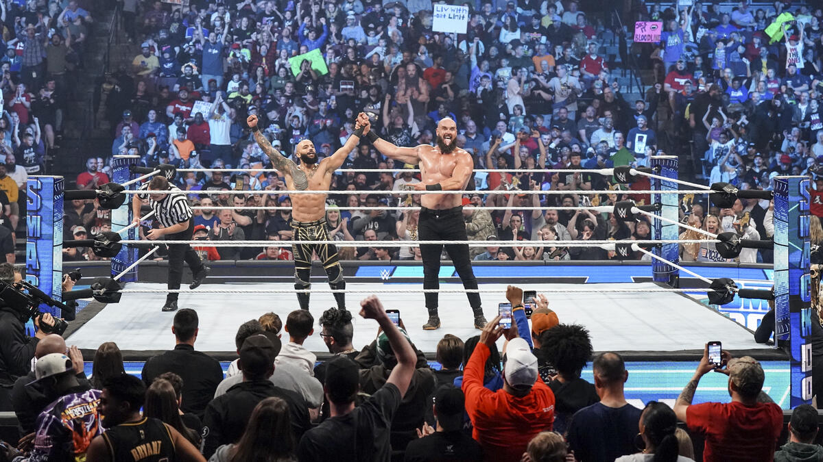 WWE SMACKDOWN 21 de Abril del 2023