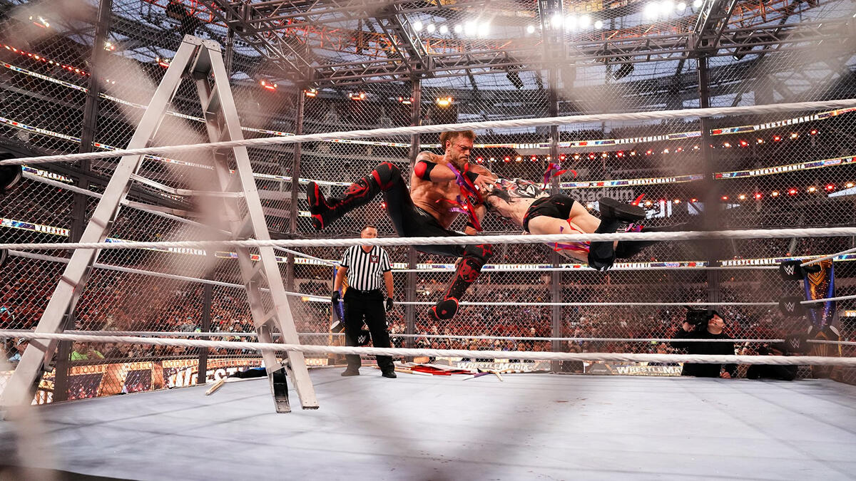 Edge vs. The Demon Finn Bálor (Hell in a Cell Match)