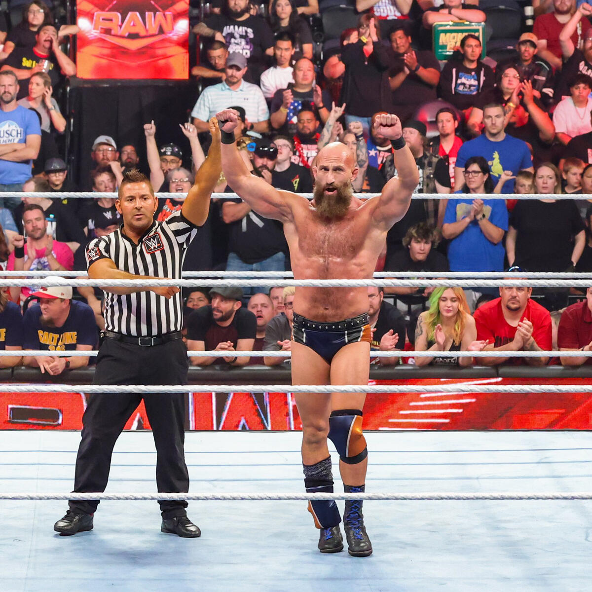 WWE MONDAY NIGHT RAW 18 de Septiembre del 2023