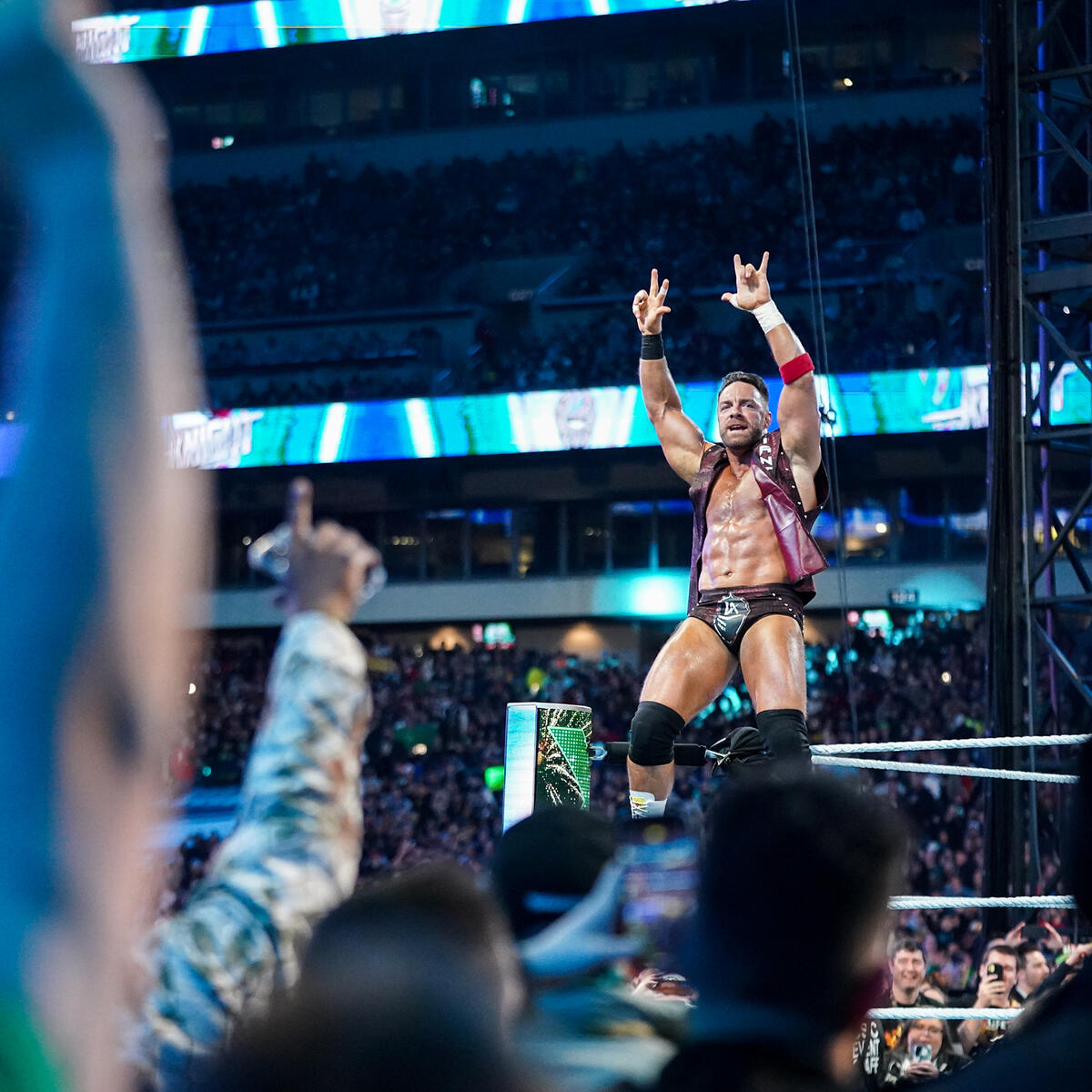 LA Knight vs. AJ Styles: photos | WWE