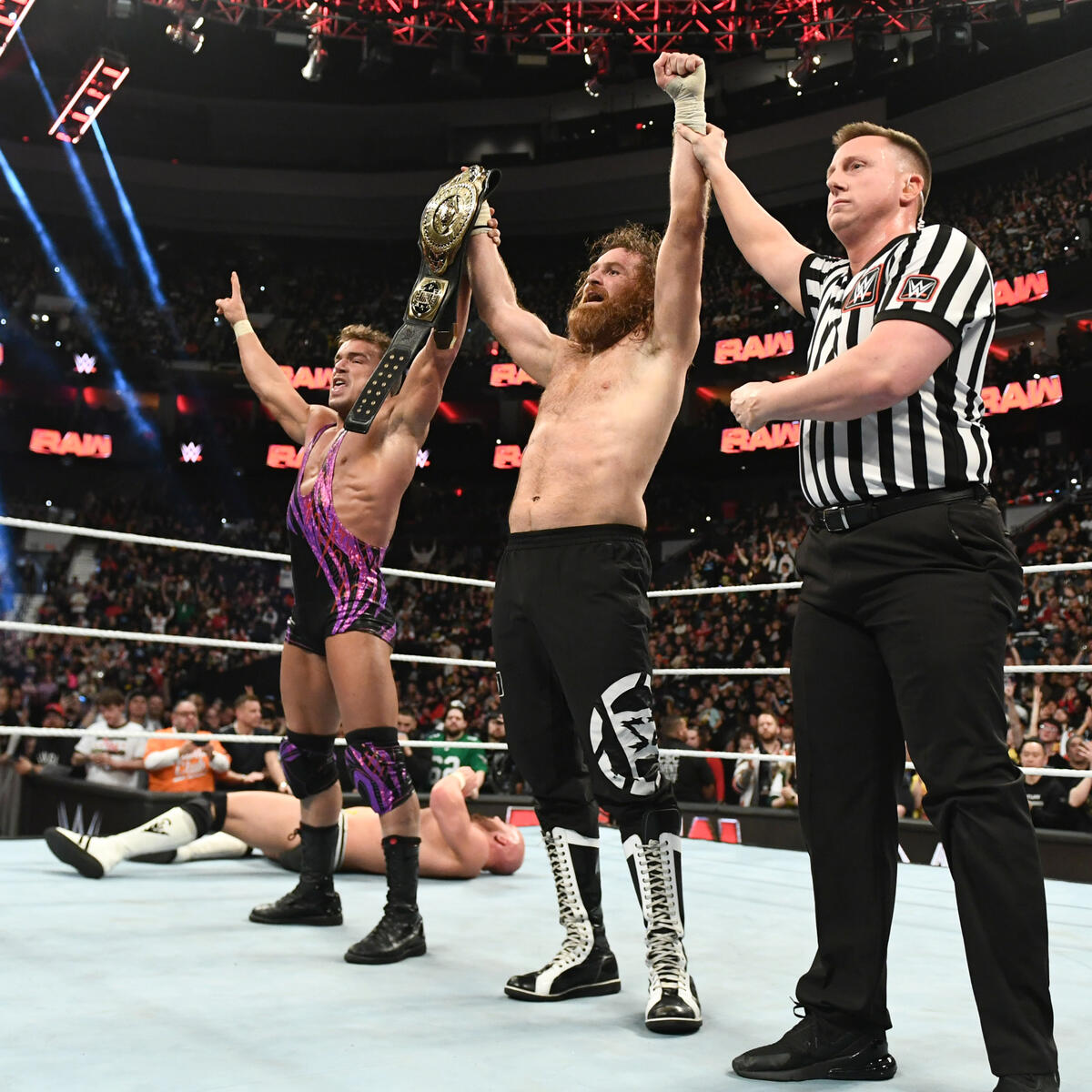 WWE MONDAY NIGHT RAW 08 de Abril del 2024