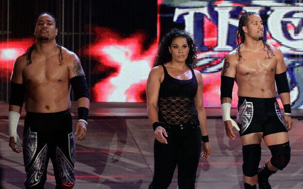 tamina snuka ve usos