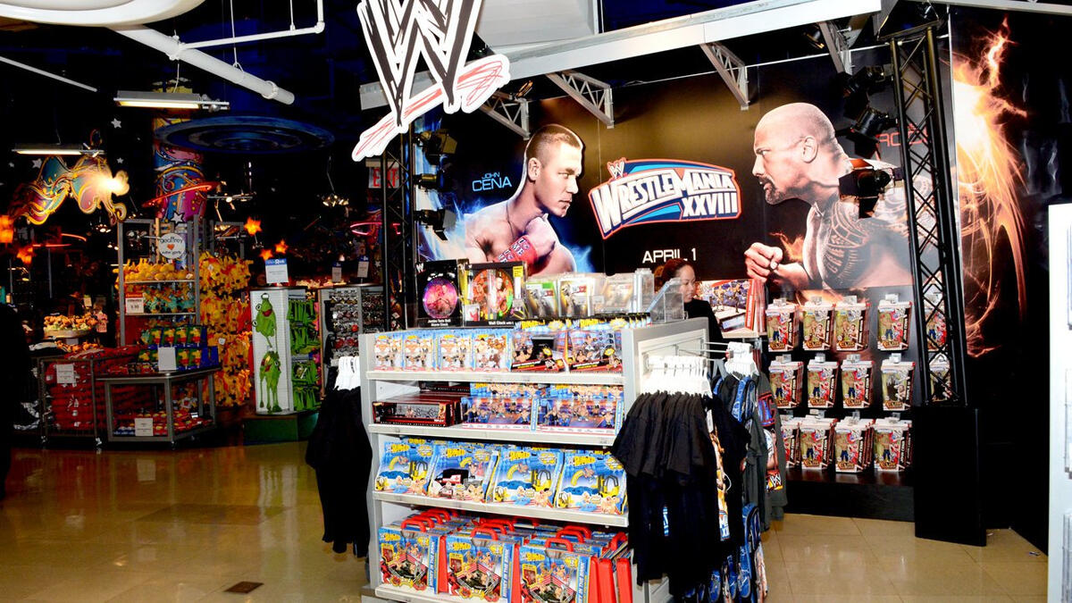 wwe toys at toys r us