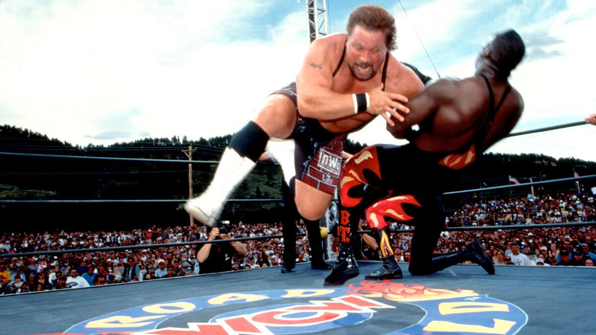 A Collective Review of WCW Road Wild 1997 (Luger vs. Hogan, Savage vs. Giant) by Lance Augustine - TJRWrestling - WWE, AEW News, TV Reviews, PPVs, More!