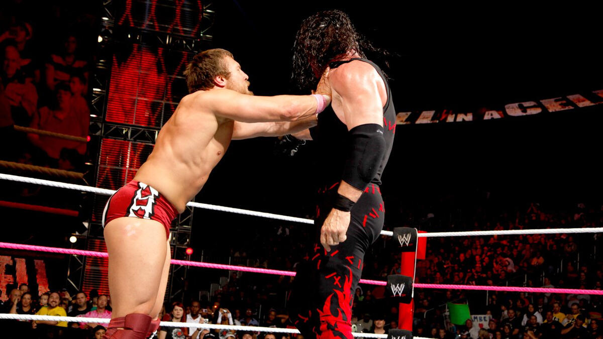 Their disagreements ultimately cost them the victory, but not the WWE Tag Team Championships.