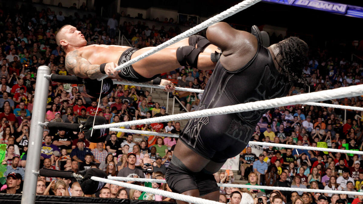 Randy Orton & Sheamus vs. Big Show & Mark Henry: photos