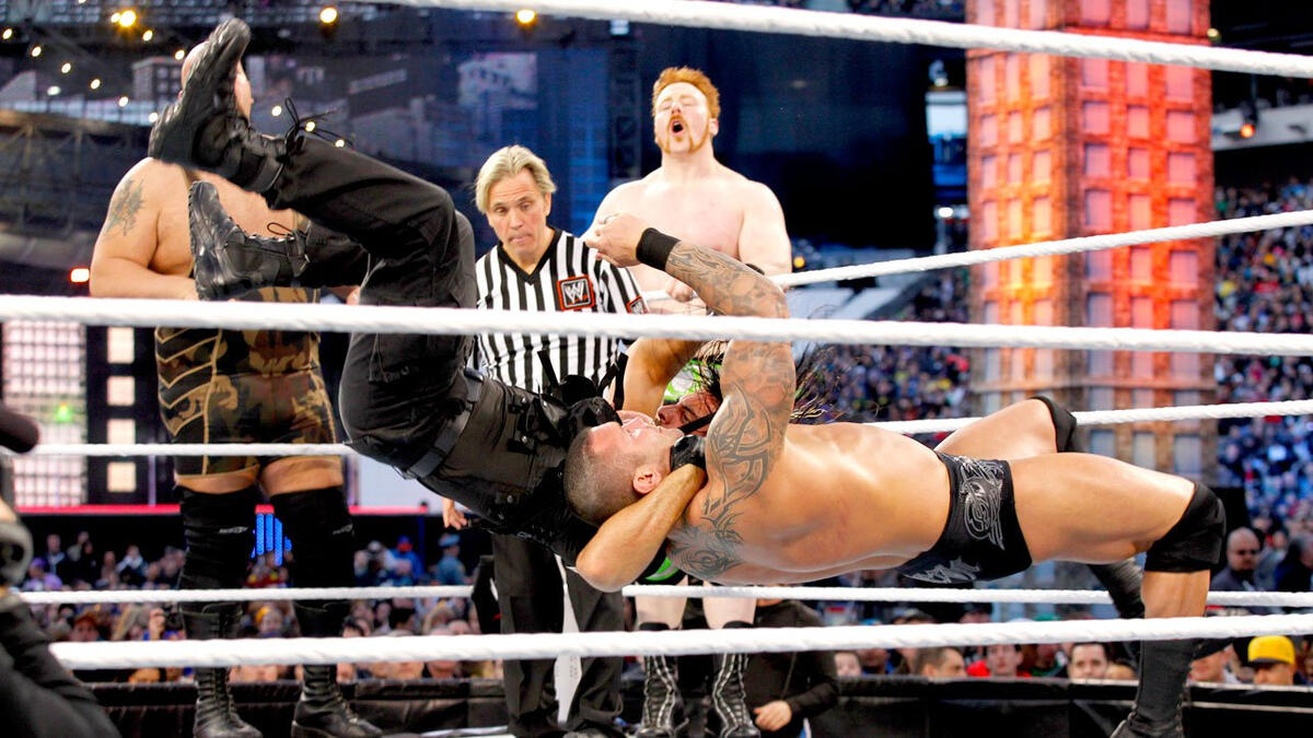 Randy Orton, Sheamus & Big Show vs. The Shield: photos