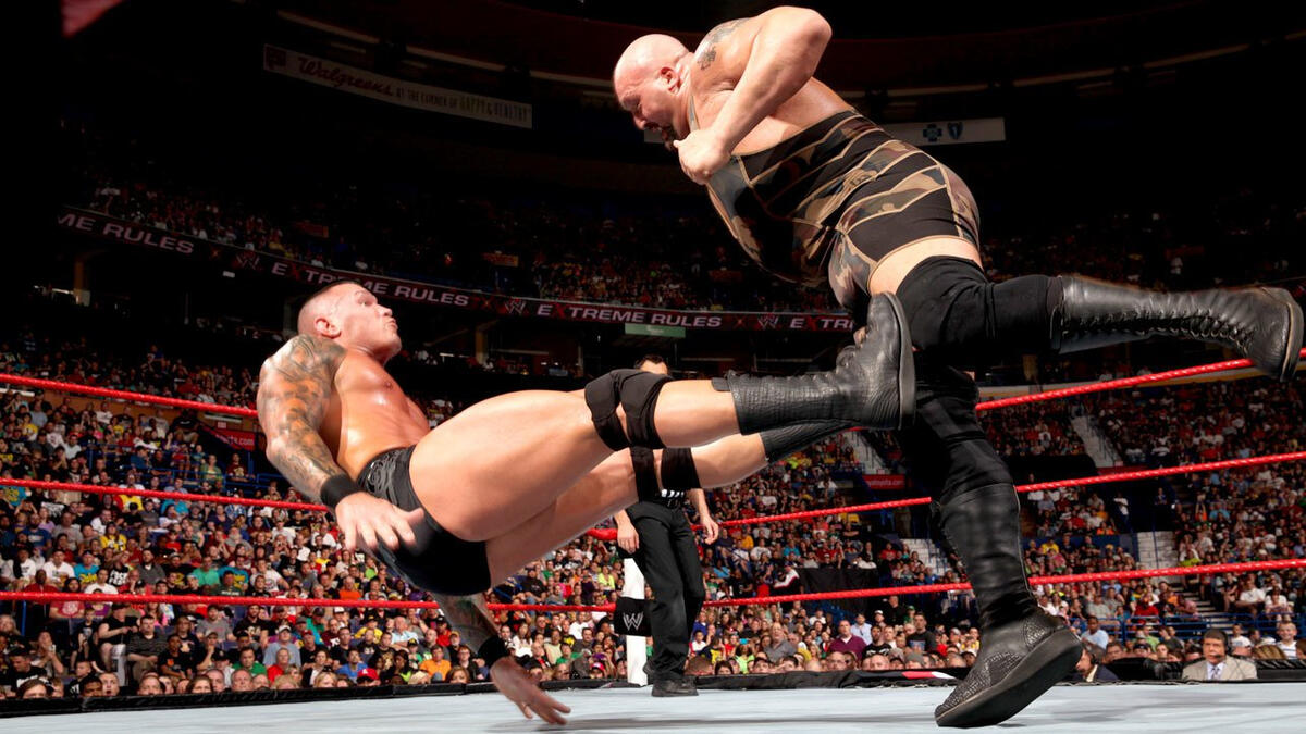 Randy Orton vs. Big Show – Extreme Rules Match: photos | WWE