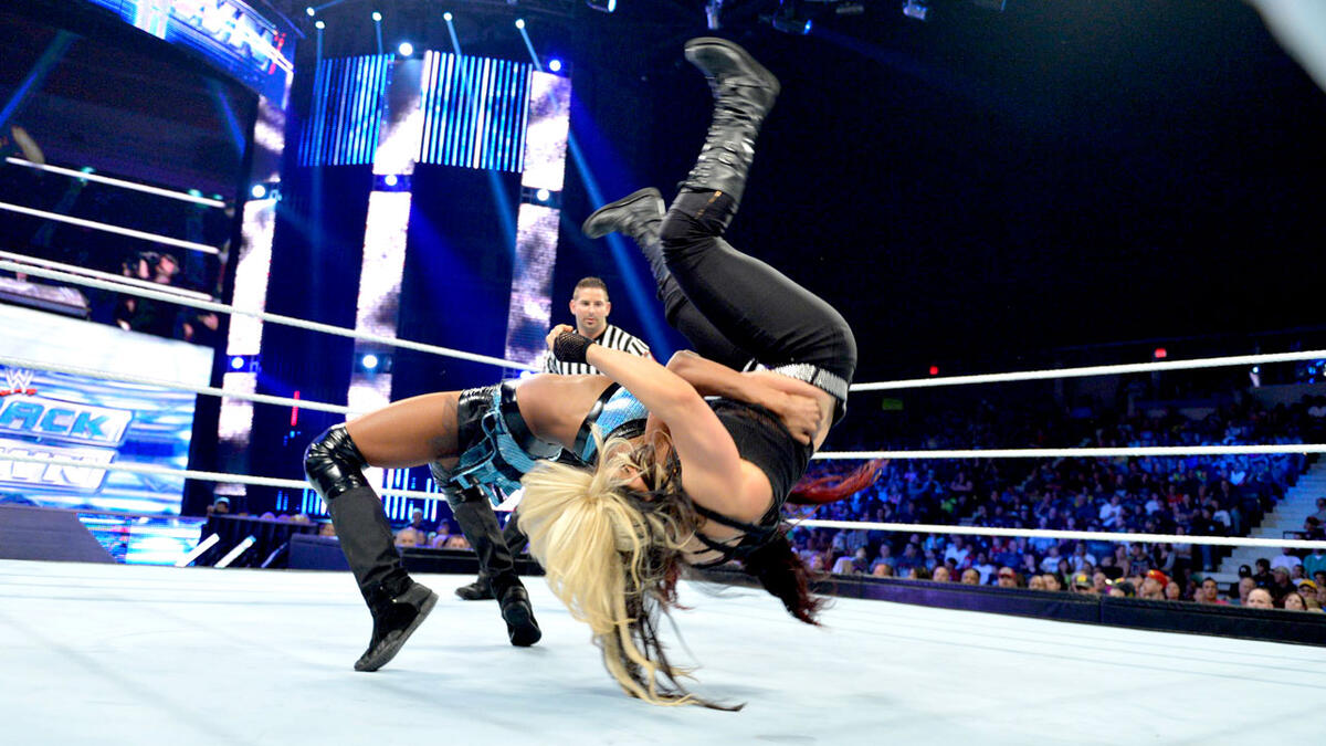 Kaitlyn vs. Alicia Fox: photos | WWE