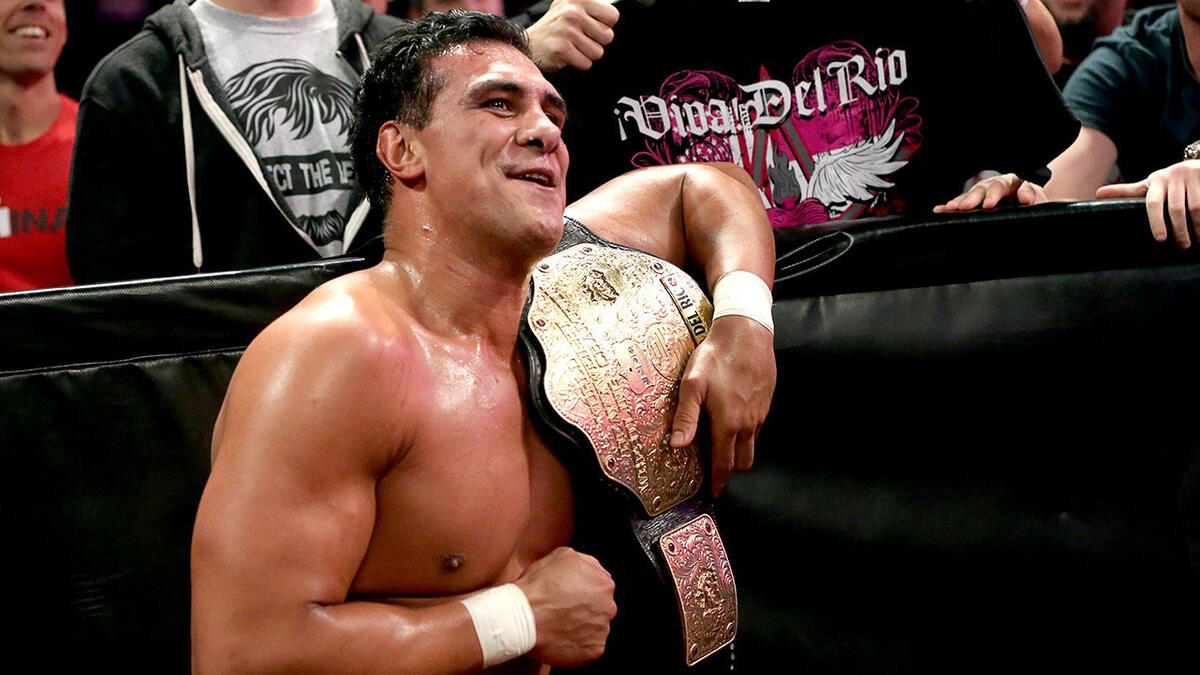 Rob Van Dam Vs Alberto Del Rio World Heavyweight Championship Match Photos Wwe