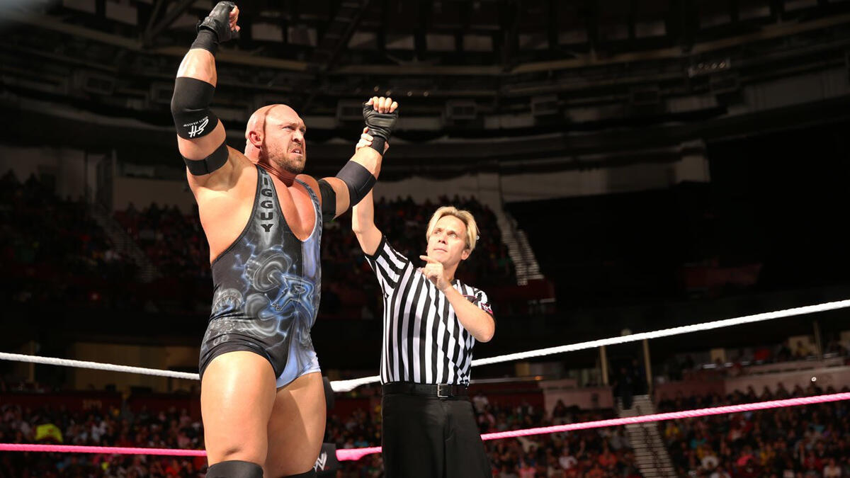 ryback vs el gran khali