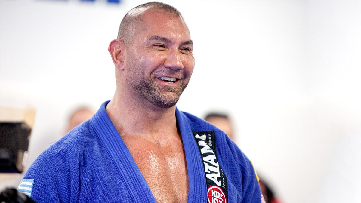 Video: Batista's Jiu-Jitsu Purple Belt Ceremony - PWMania - Wrestling News