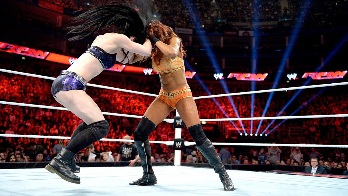 Paige vs. Alicia Fox: photos | WWE