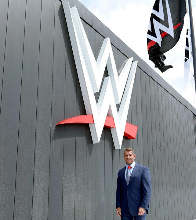 new wwe logo