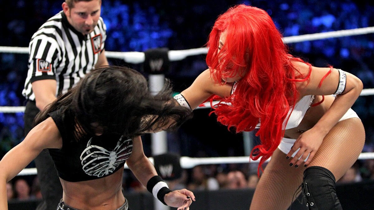 AJ Lee vs. Eva Marie: photos | WWE