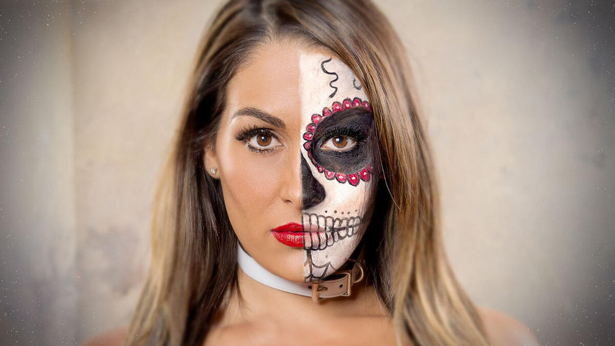 Divas de los Muertos | WWE