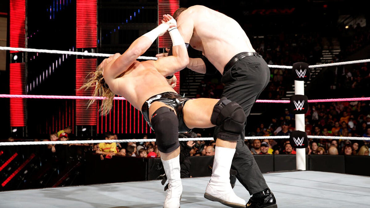 Dolph Ziggler vs. Kane: photos | WWE