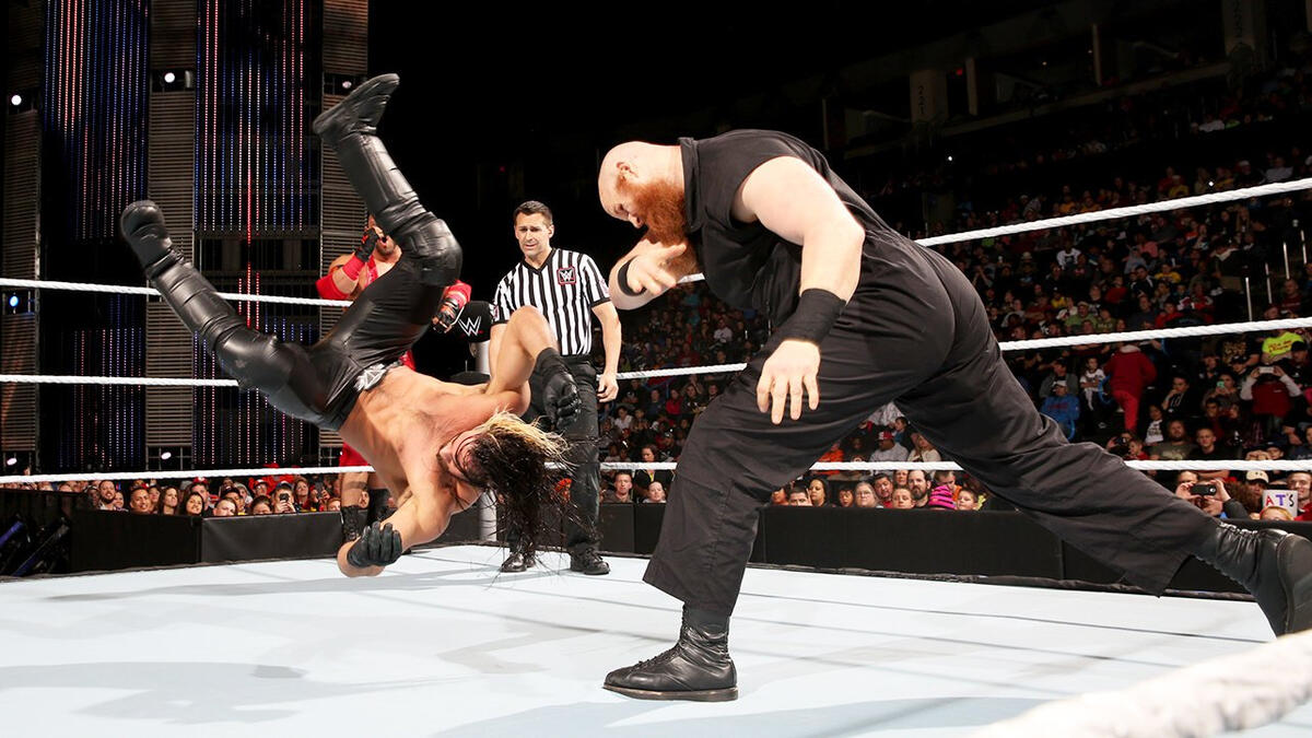 Ryback & Erick Rowan vs. Seth Rollins & Big Show: photos | WWE