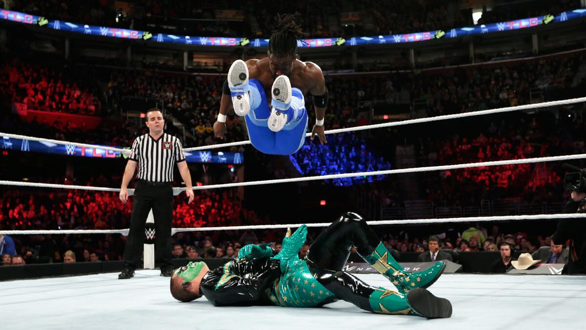 The New Day's Kofi Kingston & Big E vs. Gold & Stardust: photos | WWE