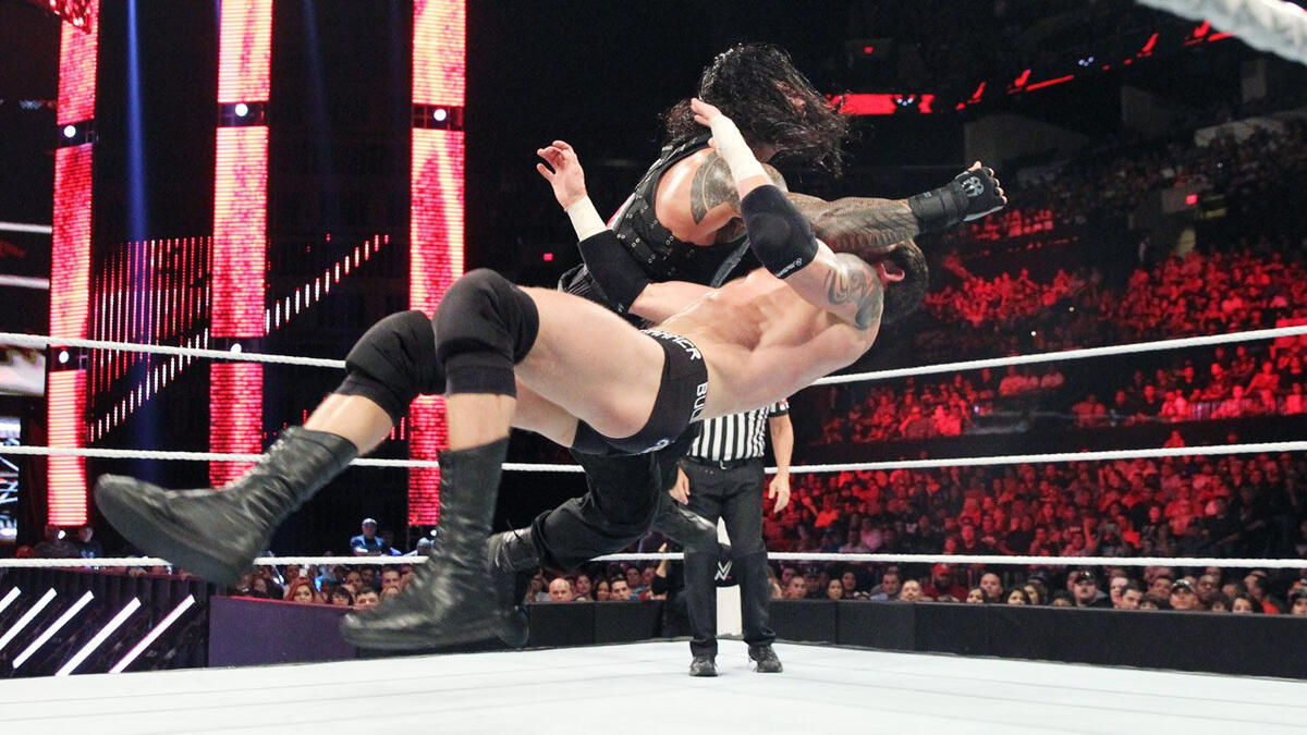 Roman Reigns vs. King Barrett: photos | WWE