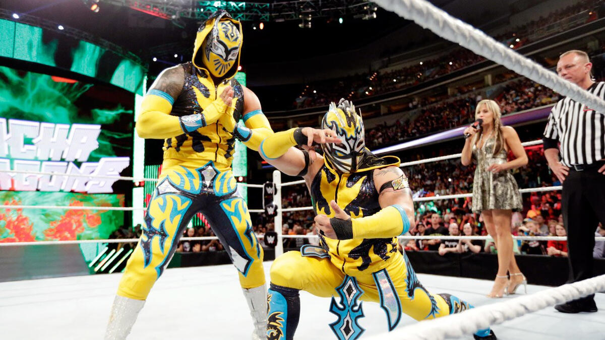 wwe lucha dragons