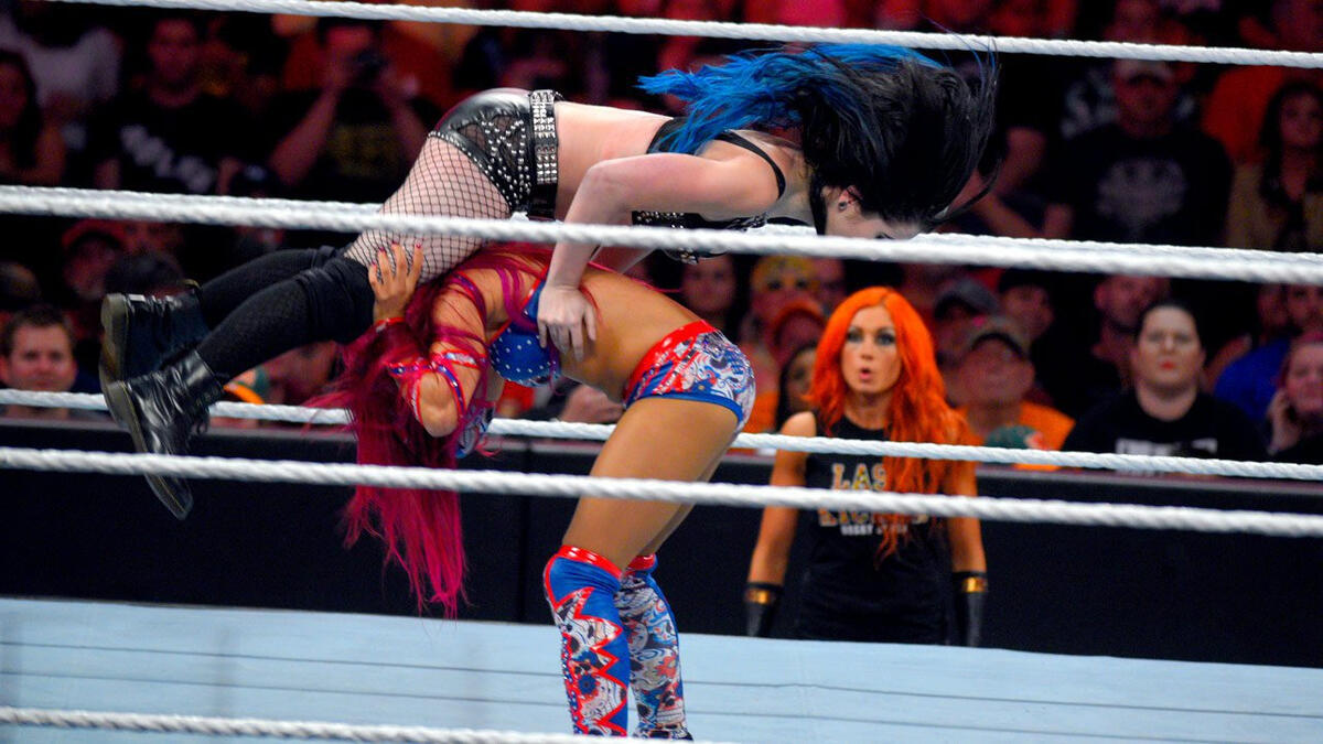 Paige vs. Sasha Banks – Beat the Clock Challenge: photos | WWE