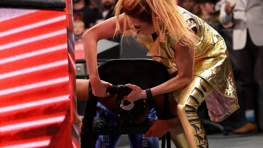 After Blacking Out Twitter, Becky Lynch Takes Another Step on